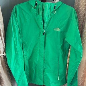 The North Face Emerald Green Women's Hooded Rain Shell